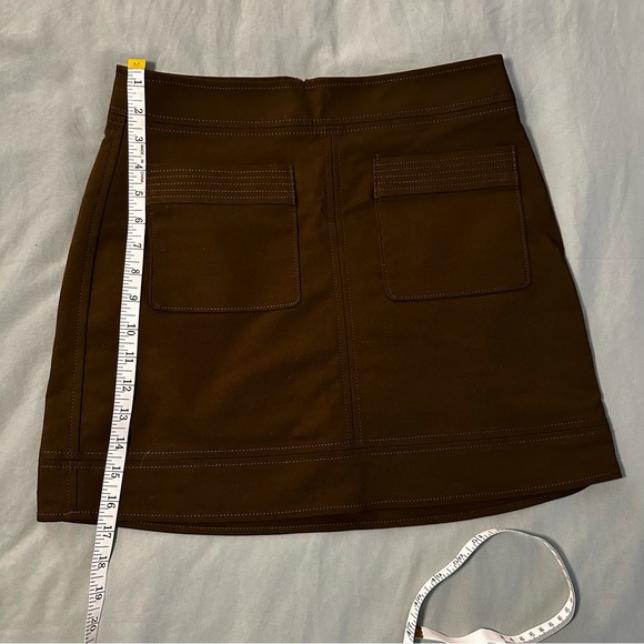 Express Skirt - Picture 2 of 4